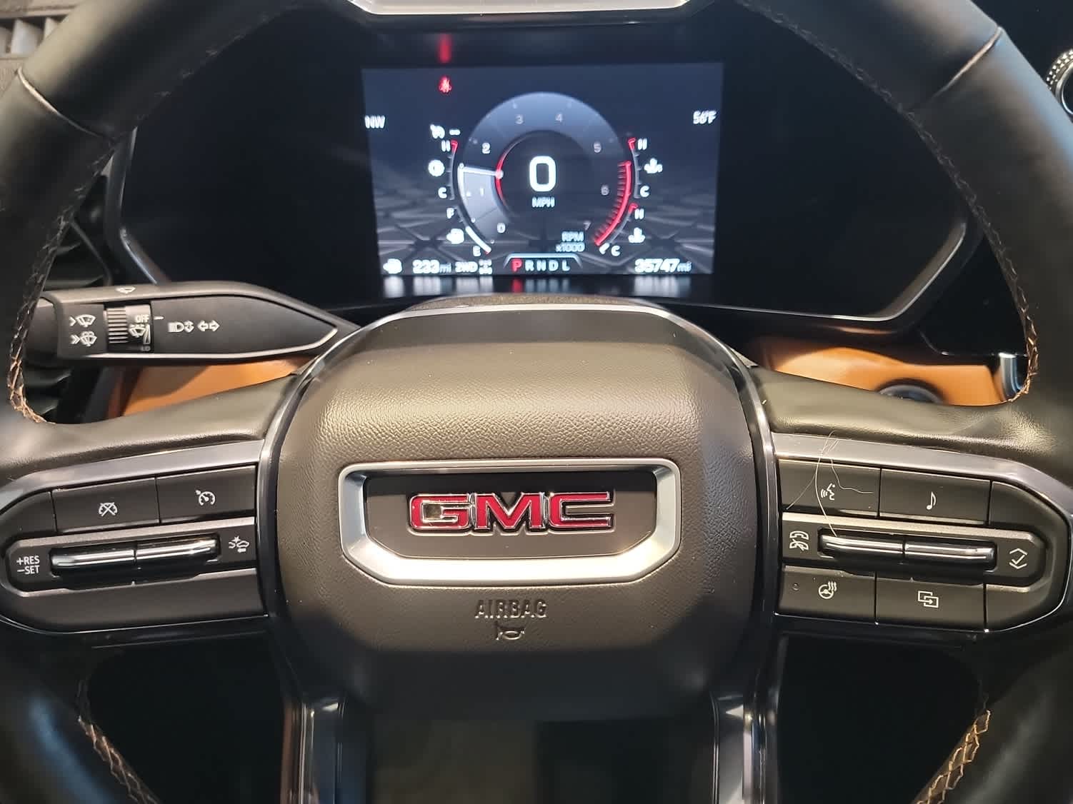 2023 GMC Canyon 4WD AT4