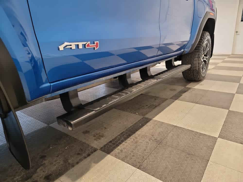 2023 GMC Canyon 4WD AT4