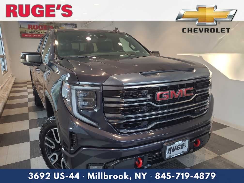 2022 GMC Sierra 1500 AT4