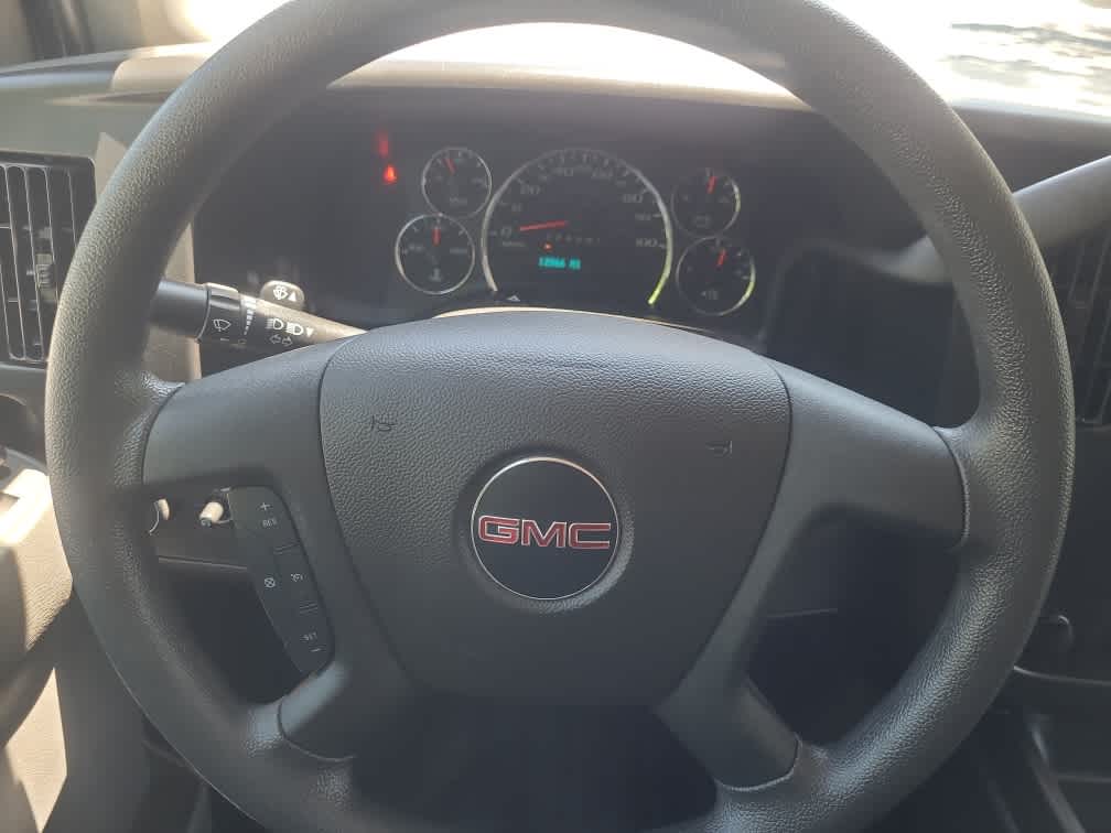 2025 GMC Savana Cargo Van RWD 2500 135"