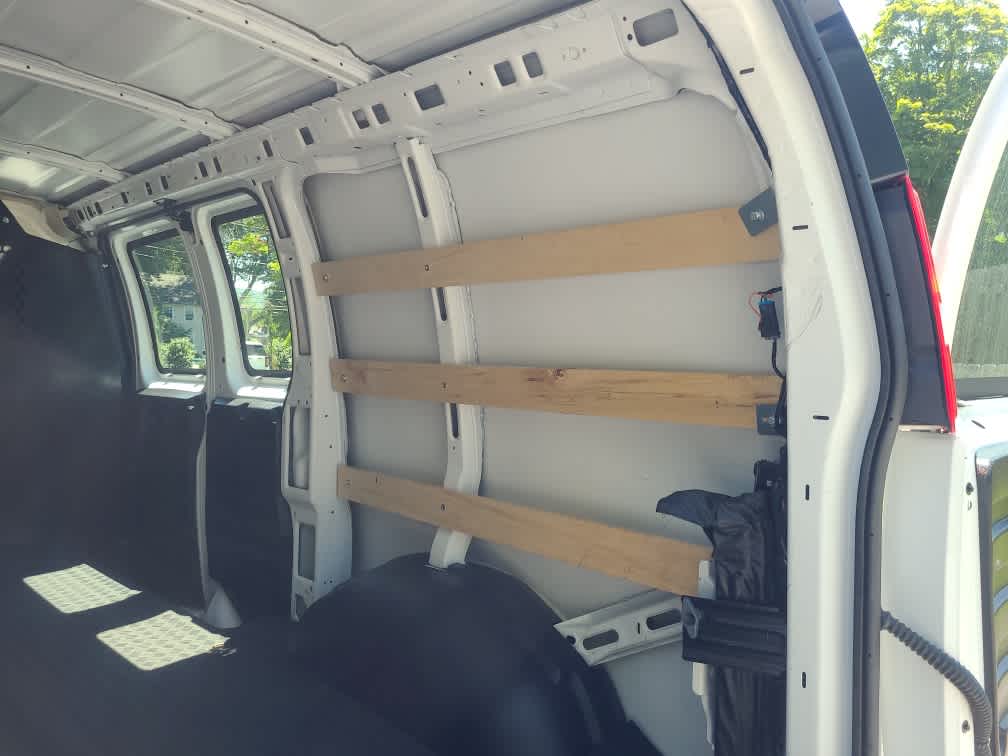 2025 GMC Savana Cargo Van RWD 2500 135"