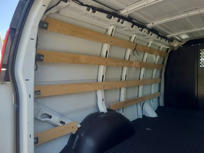 2025 GMC Savana Cargo Van RWD 2500 135"