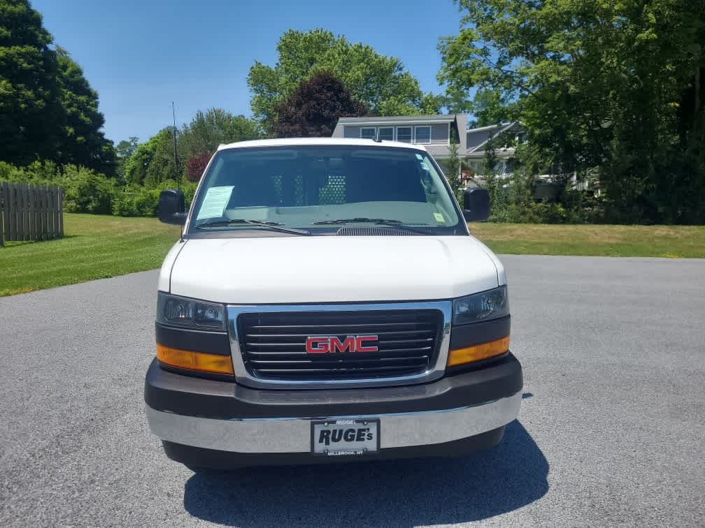 2025 GMC Savana Cargo Van RWD 2500 135"