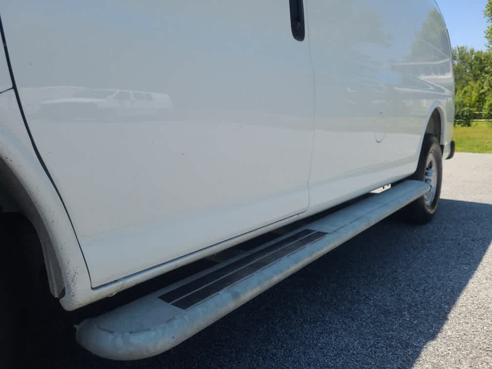 2025 GMC Savana Cargo Van RWD 2500 135"