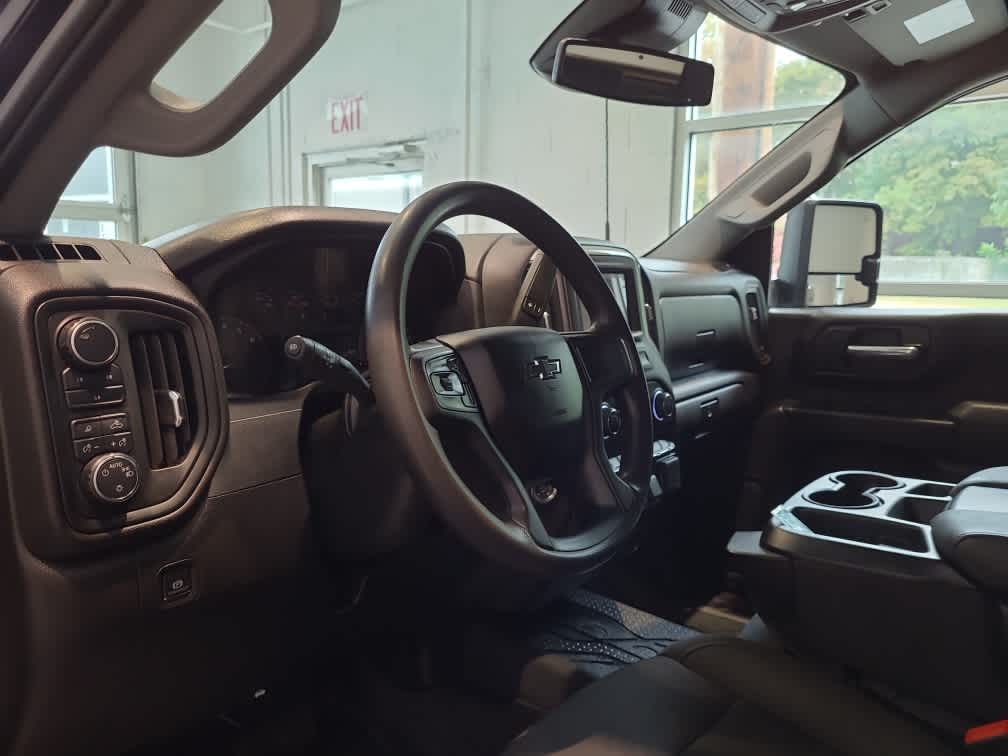 2025 Chevrolet Silverado 2500HD Custom