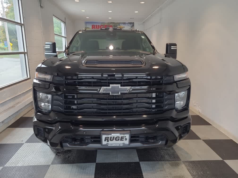 2025 Chevrolet Silverado 2500HD Custom