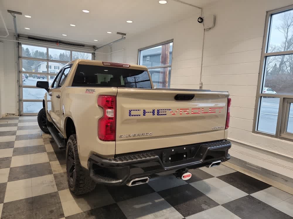 2022 Chevrolet Silverado 1500 Custom Trail Boss