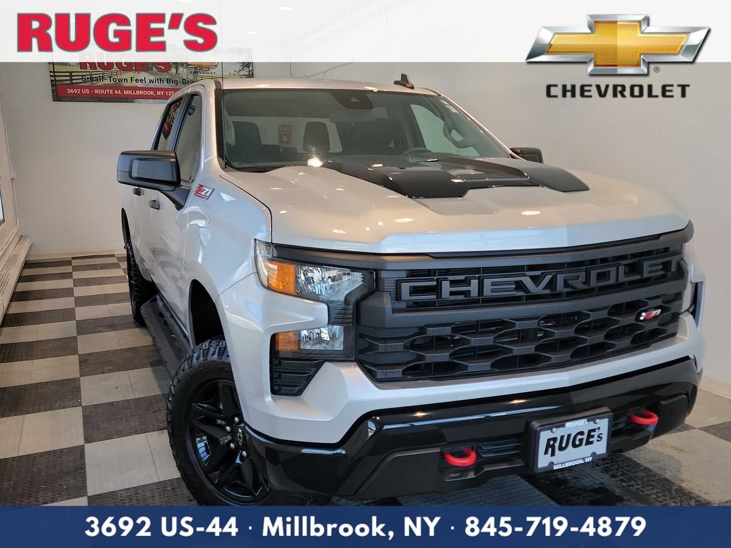 2022 Chevrolet Silverado 1500 Custom Trail Boss