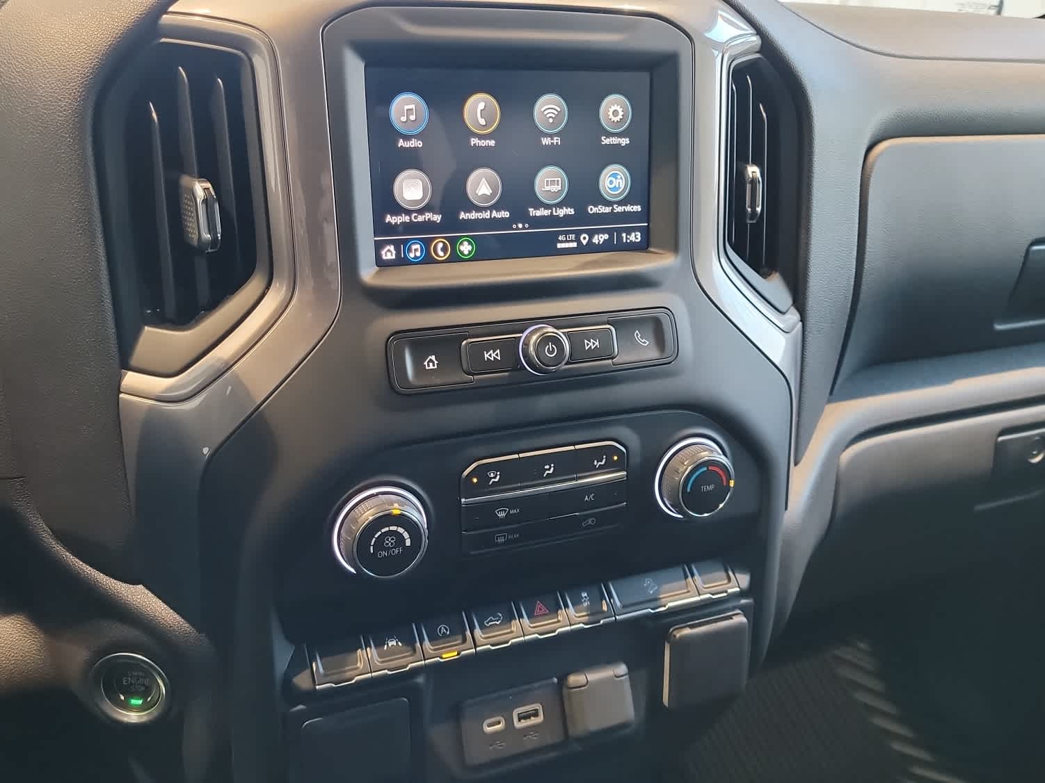 2022 Chevrolet Silverado 1500 Custom Trail Boss