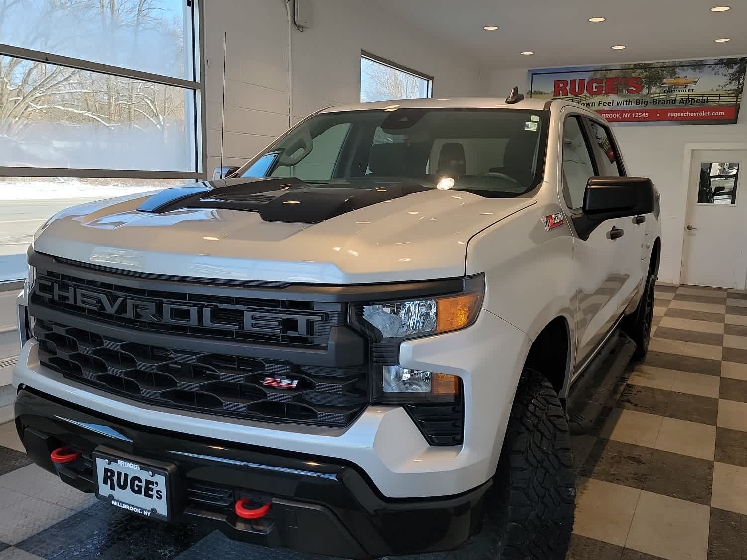 2022 Chevrolet Silverado 1500 Custom Trail Boss