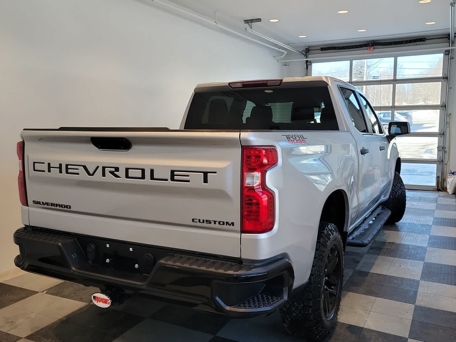 2022 Chevrolet Silverado 1500 Custom Trail Boss