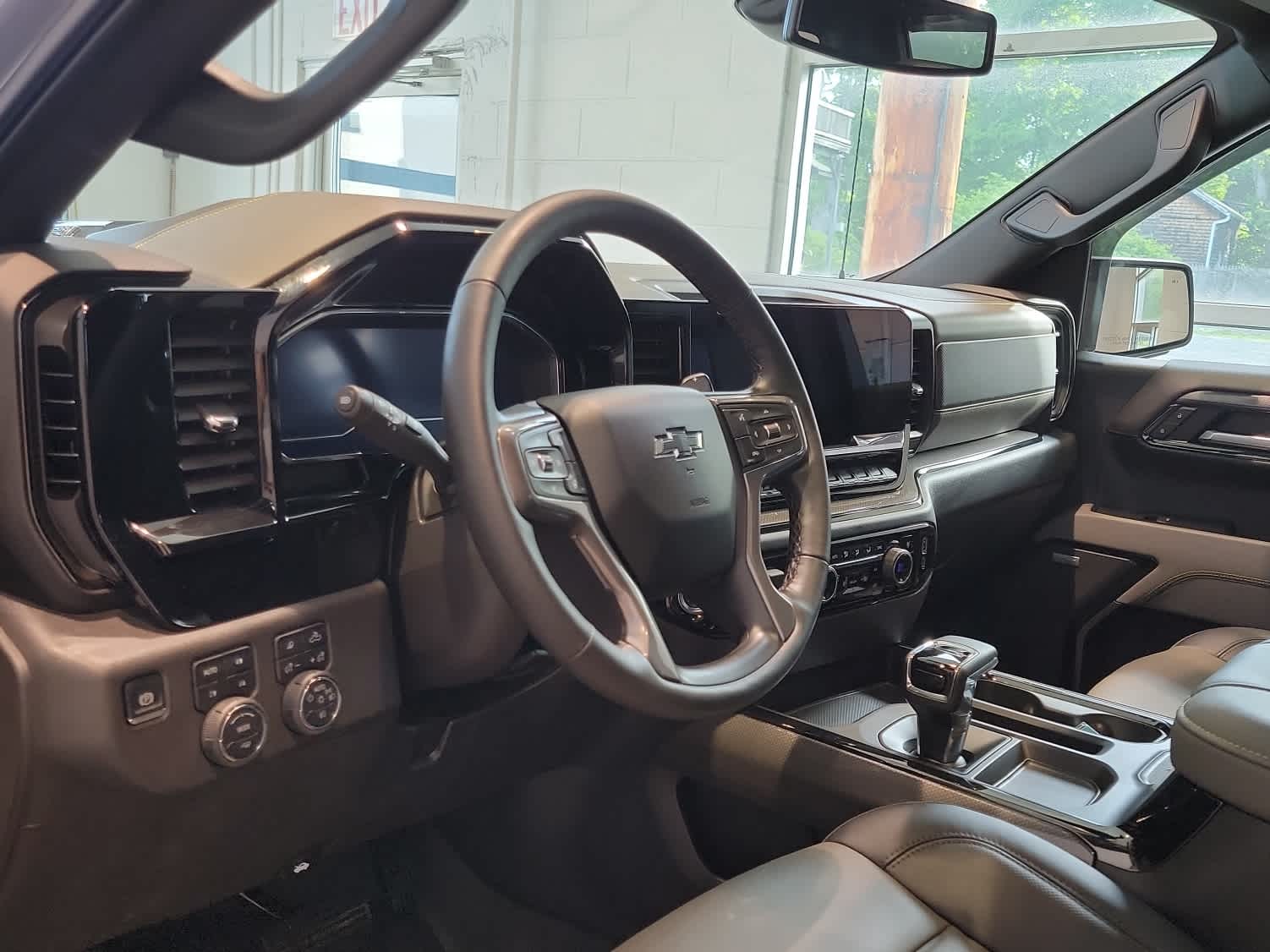 2025 Chevrolet Silverado 1500 ZR2