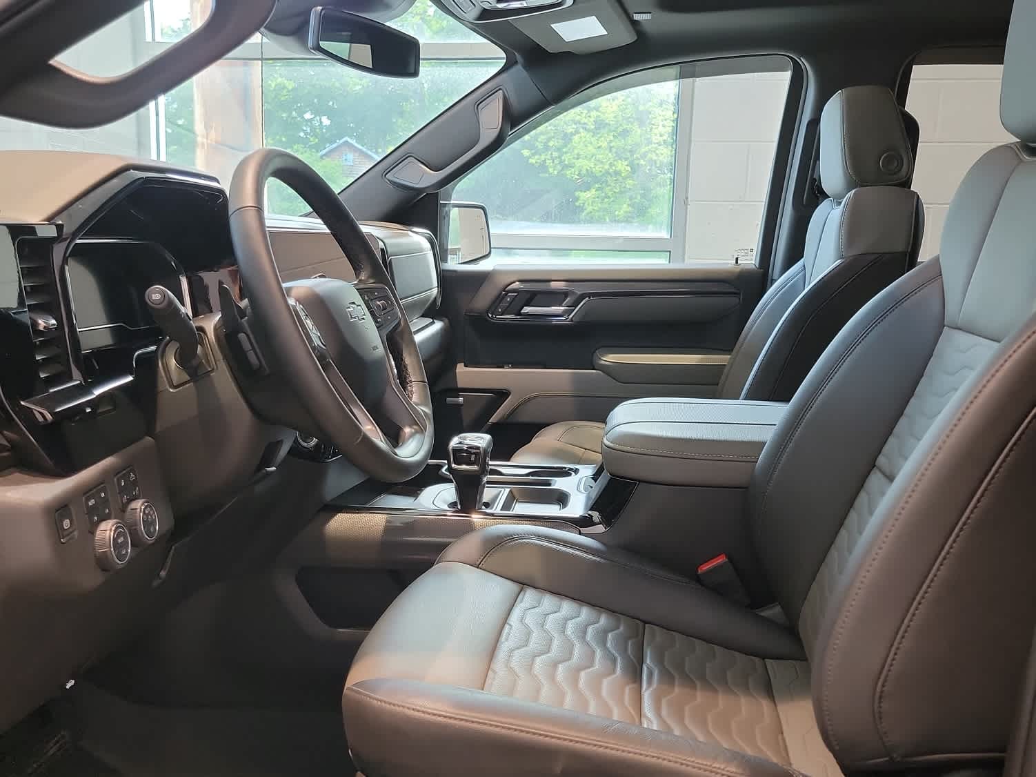 2025 Chevrolet Silverado 1500 ZR2