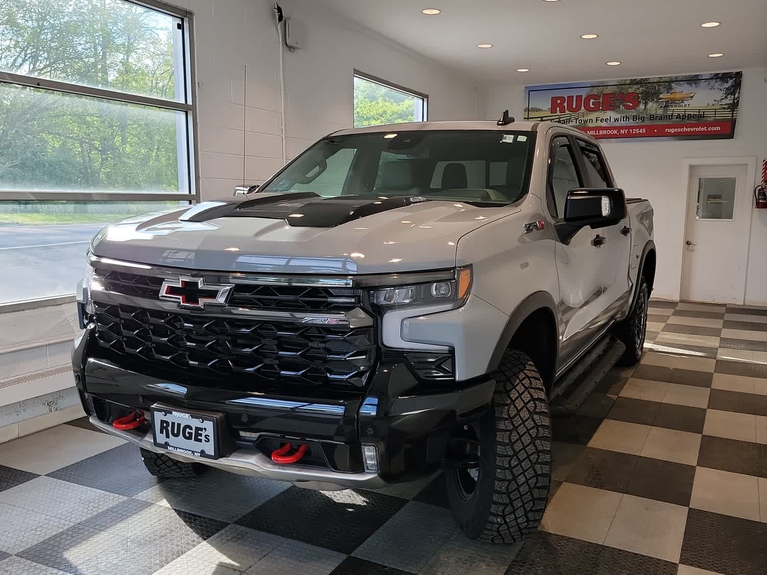 2025 Chevrolet Silverado 1500 ZR2