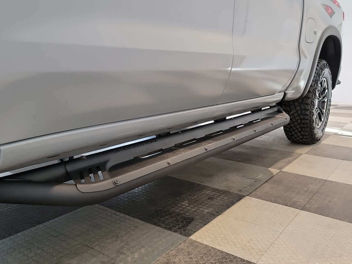 2025 Chevrolet Silverado 1500 ZR2