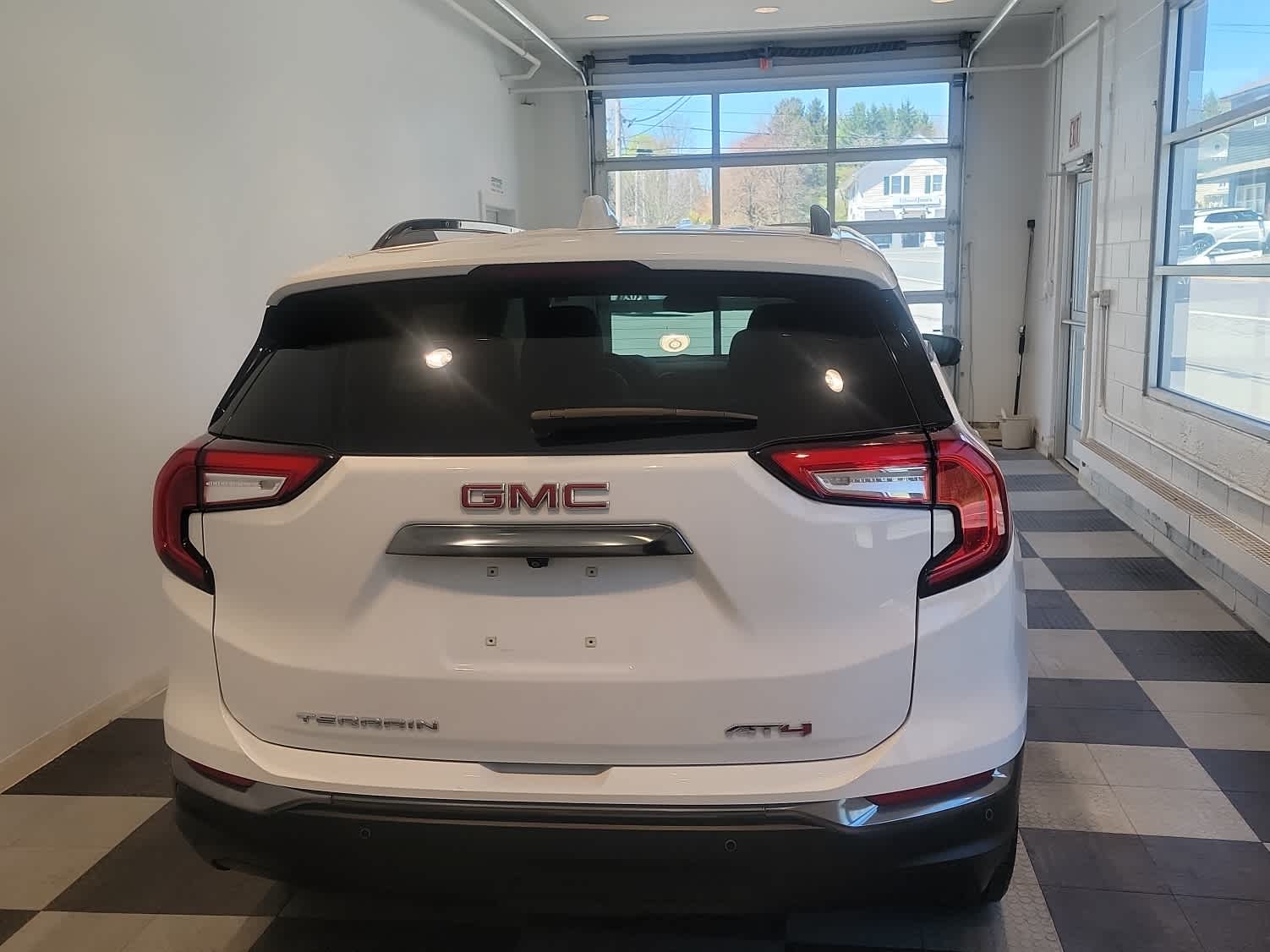 2023 GMC Terrain AT4