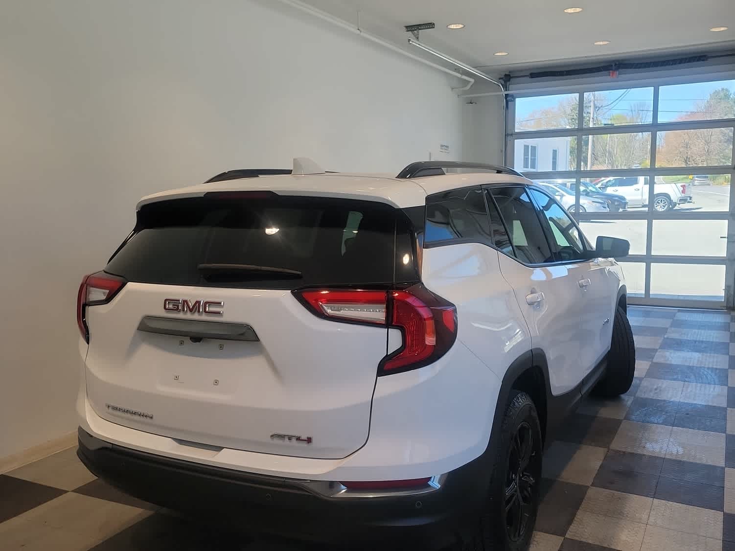 2023 GMC Terrain AT4