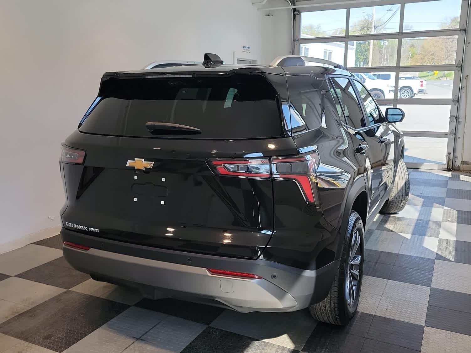2025 Chevrolet Equinox AWD LT