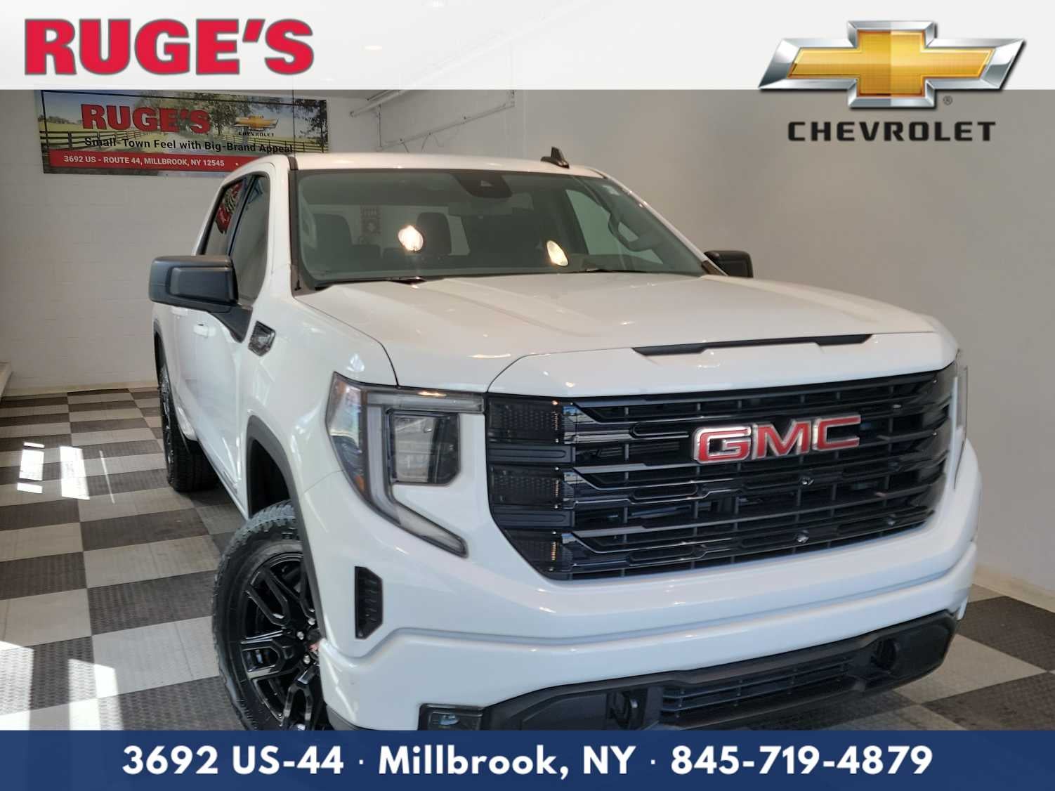 2024 GMC Sierra 1500 Elevation