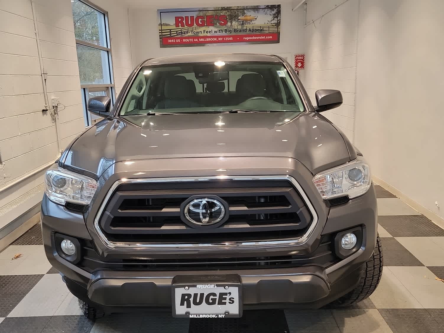 2022 Toyota Tacoma SR5