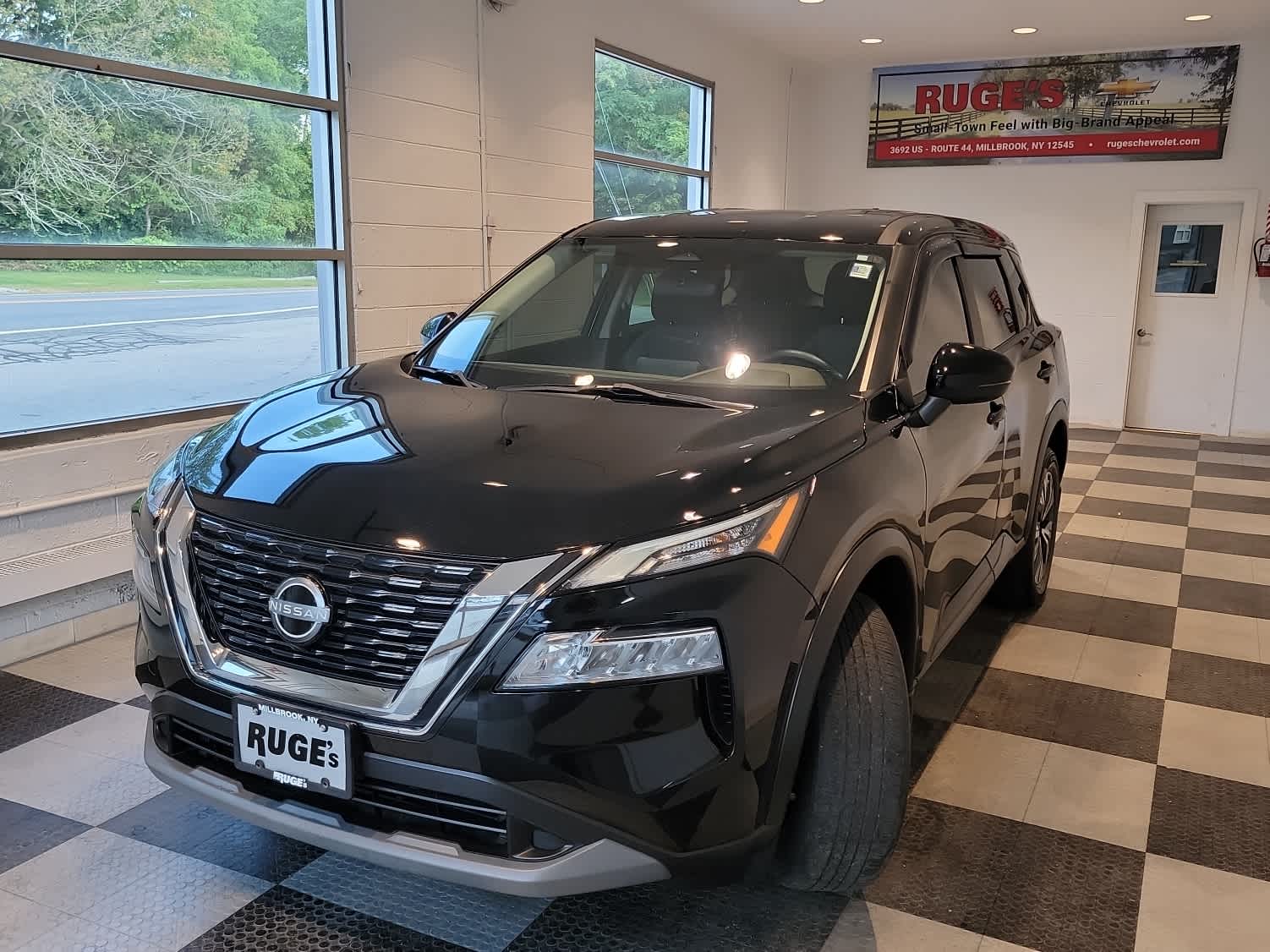 2022 Nissan Rogue SV