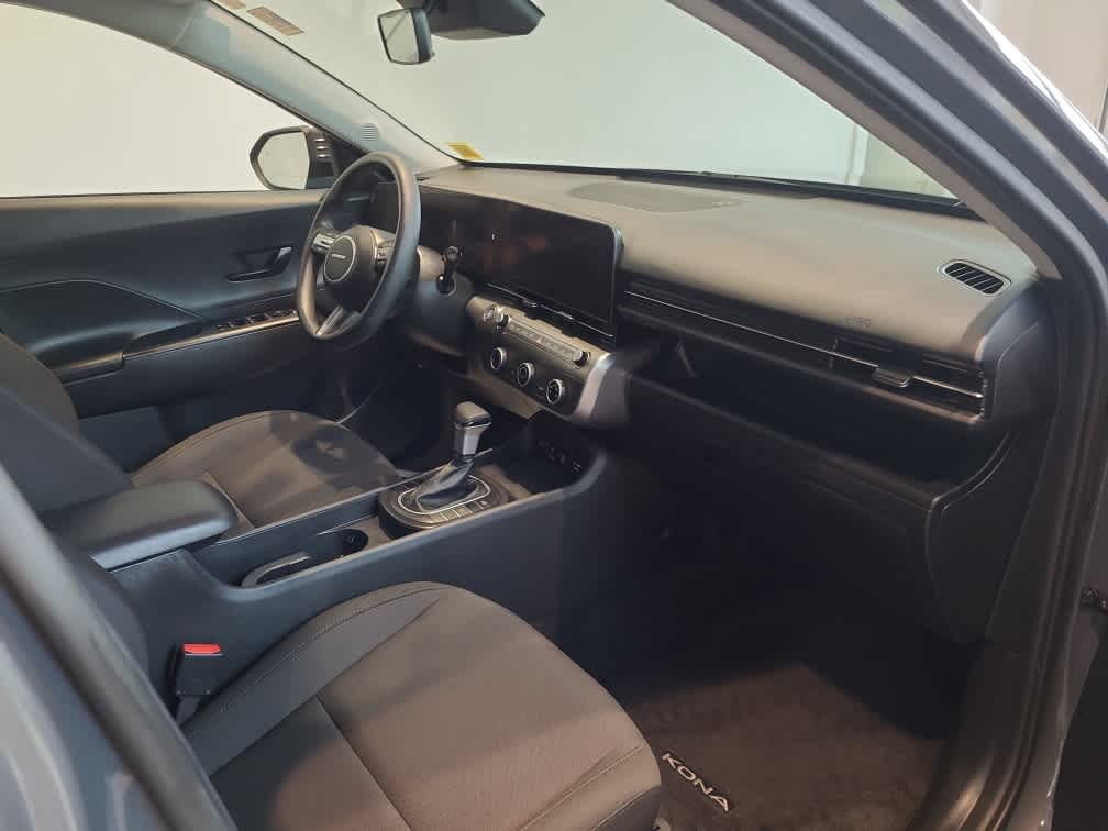 2024 Hyundai Kona SE