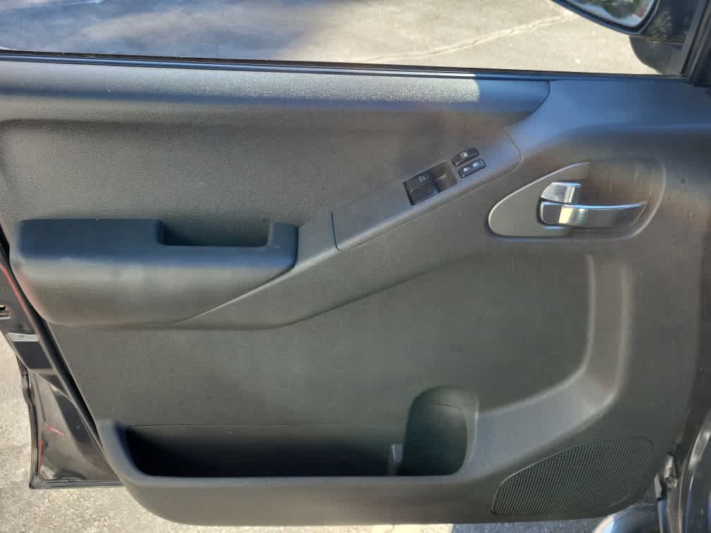 2012 Nissan Frontier SV