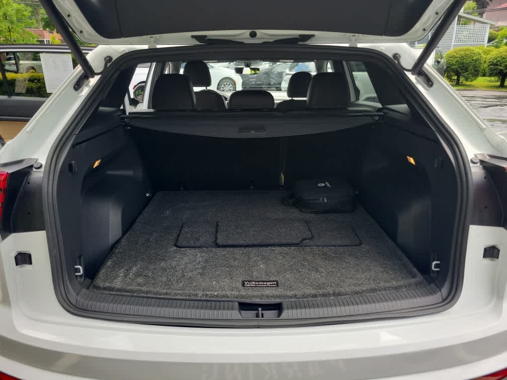 2023 Volkswagen Atlas Cross Sport 3.6L V6 SE w/Technology