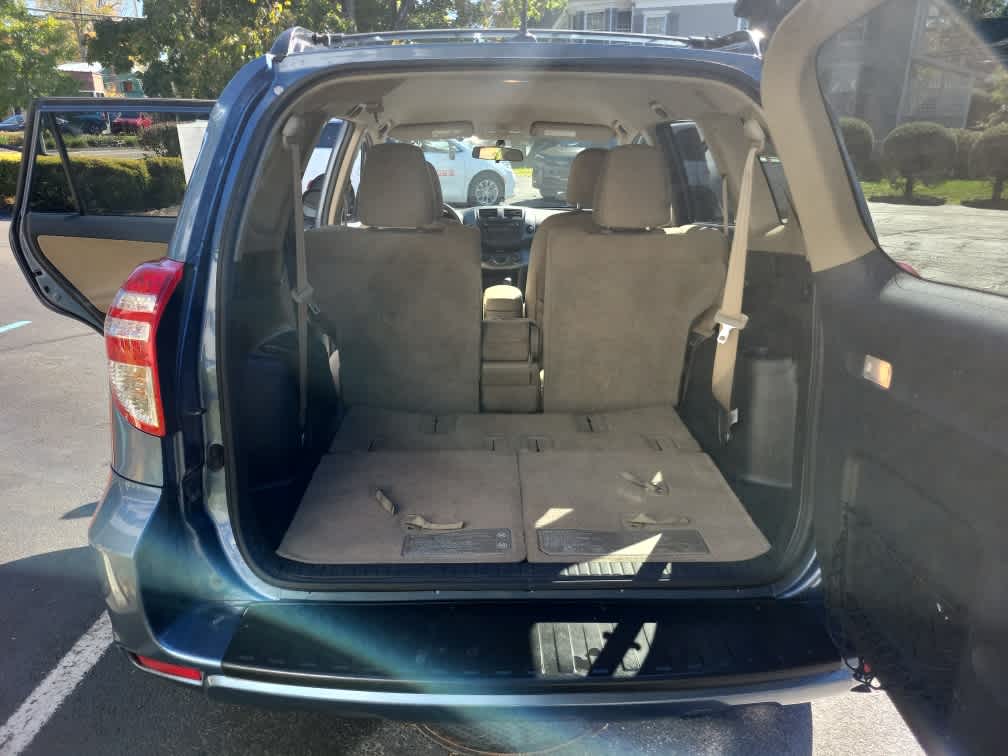 2012 Toyota RAV4 4WD 4dr I4 (Natl)