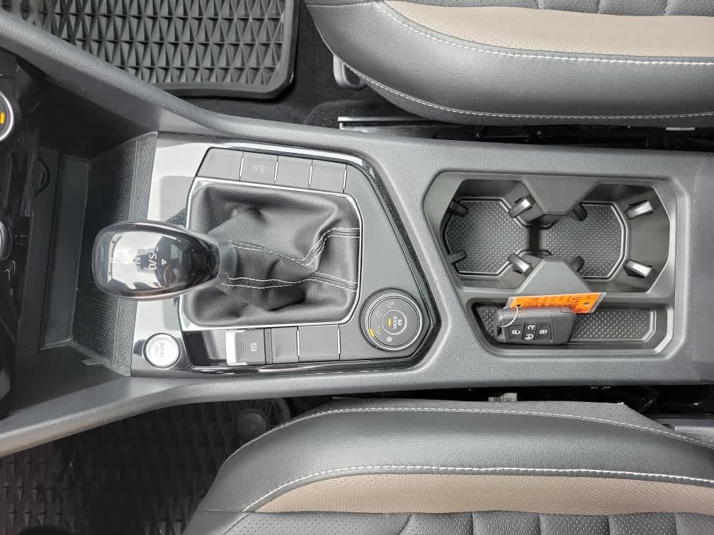 2023 Volkswagen Taos SEL