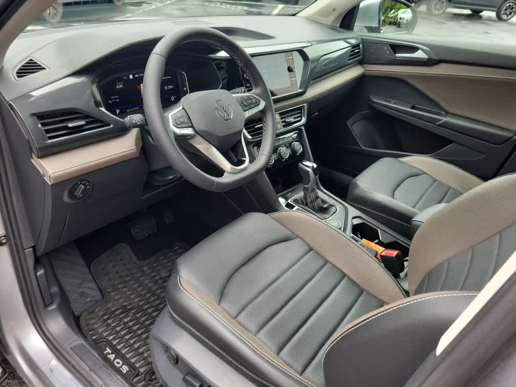 2023 Volkswagen Taos SEL