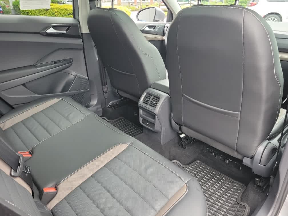 2023 Volkswagen Taos SEL