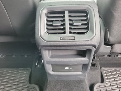 2023 Volkswagen Taos SEL