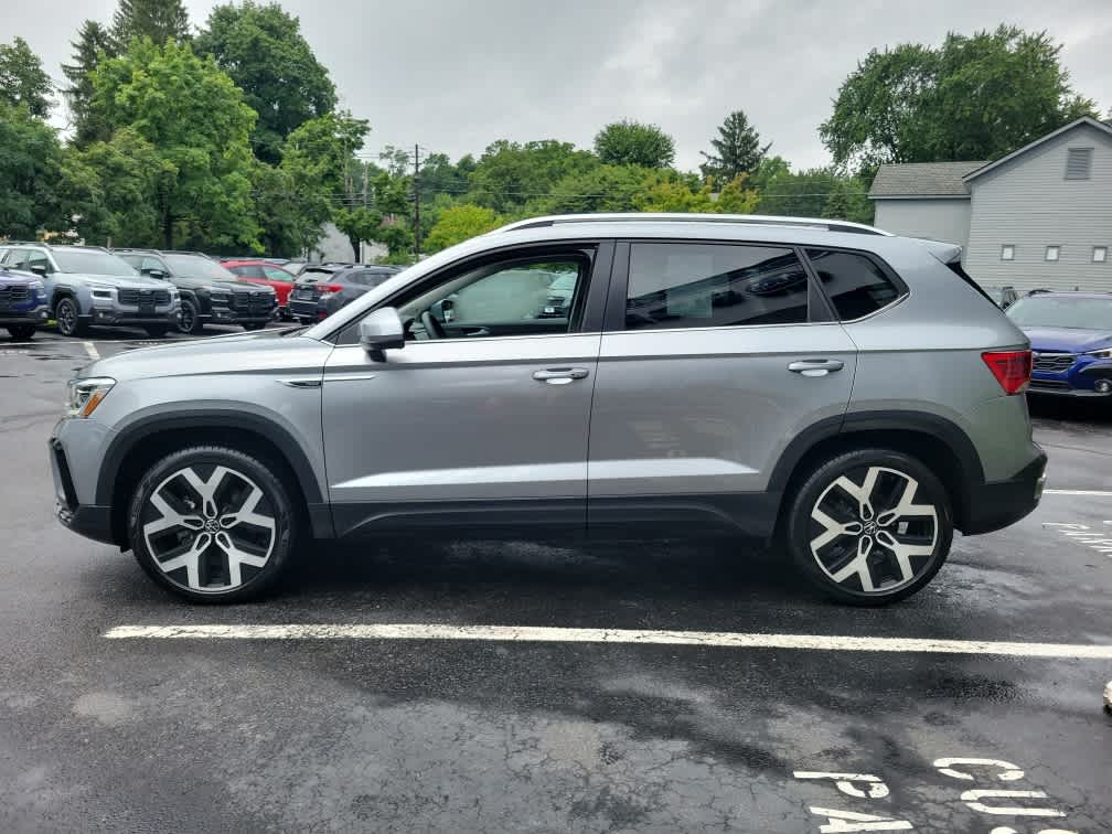 2023 Volkswagen Taos SEL