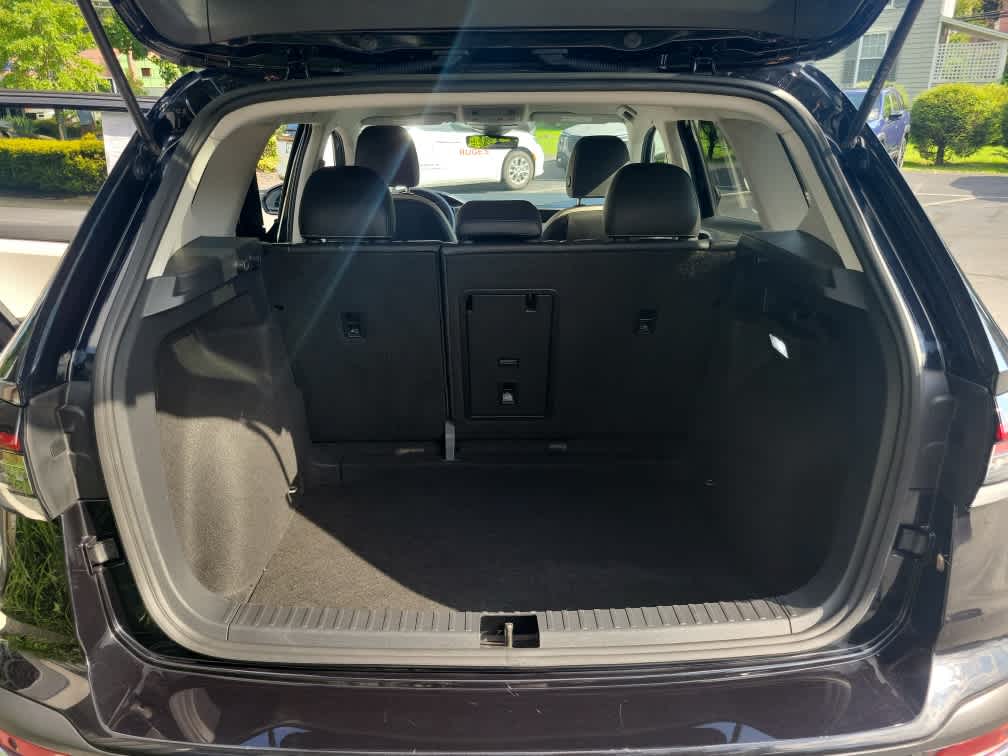 2025 Volkswagen Taos SE