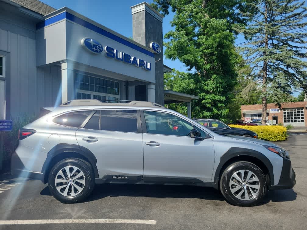 2023 Subaru Outback Premium