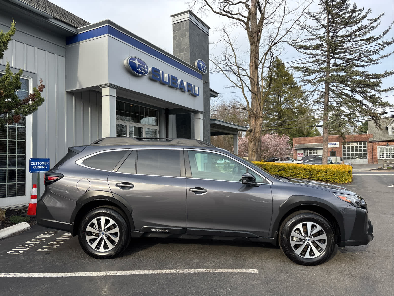 2025 Subaru Outback Premium