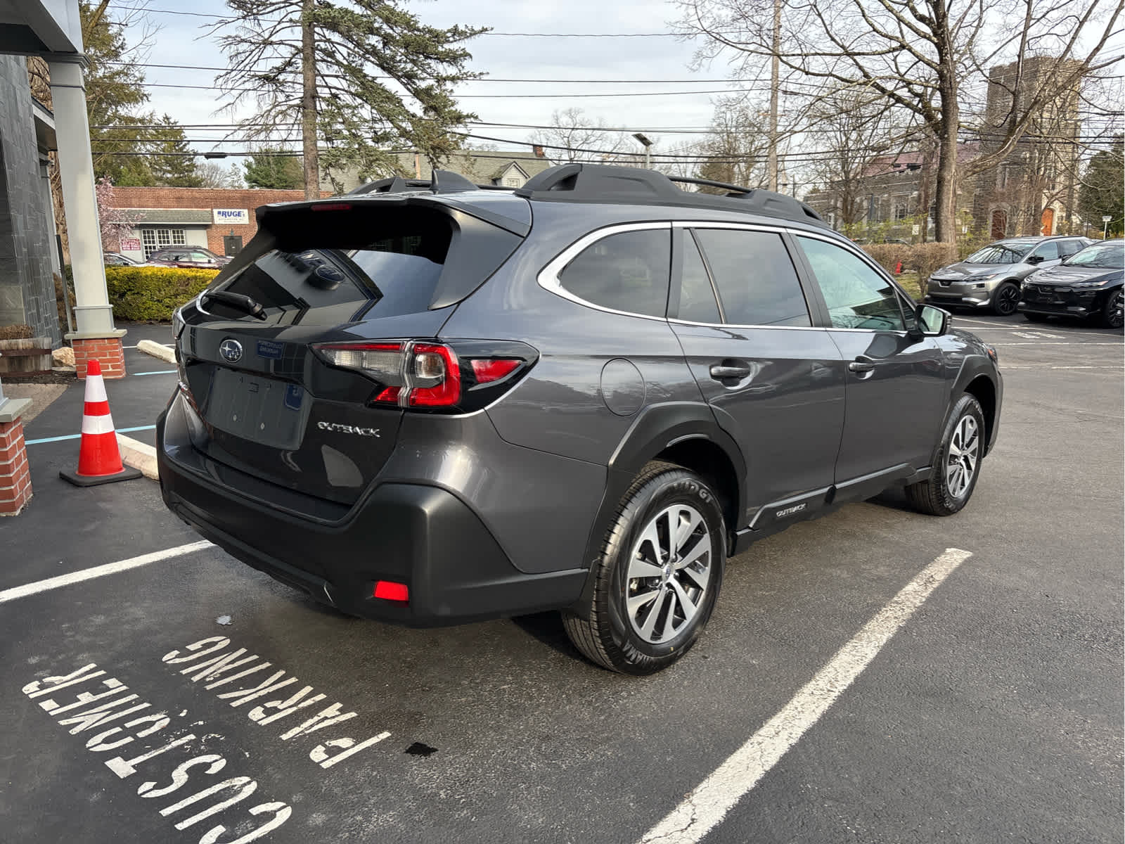 2025 Subaru Outback Premium