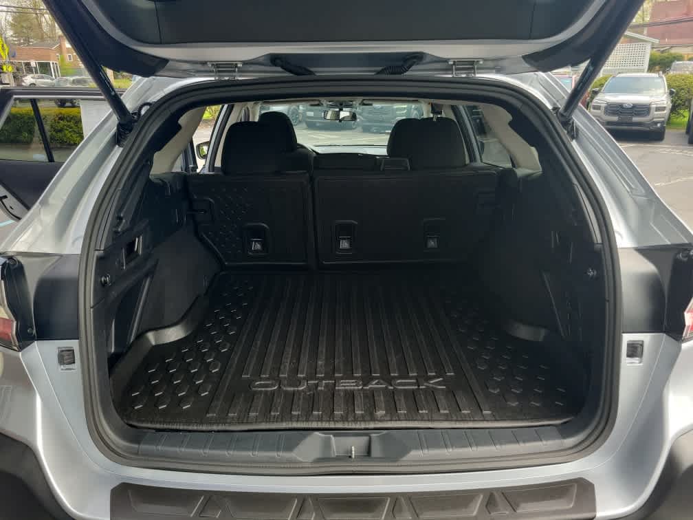 2023 Subaru Outback Premium