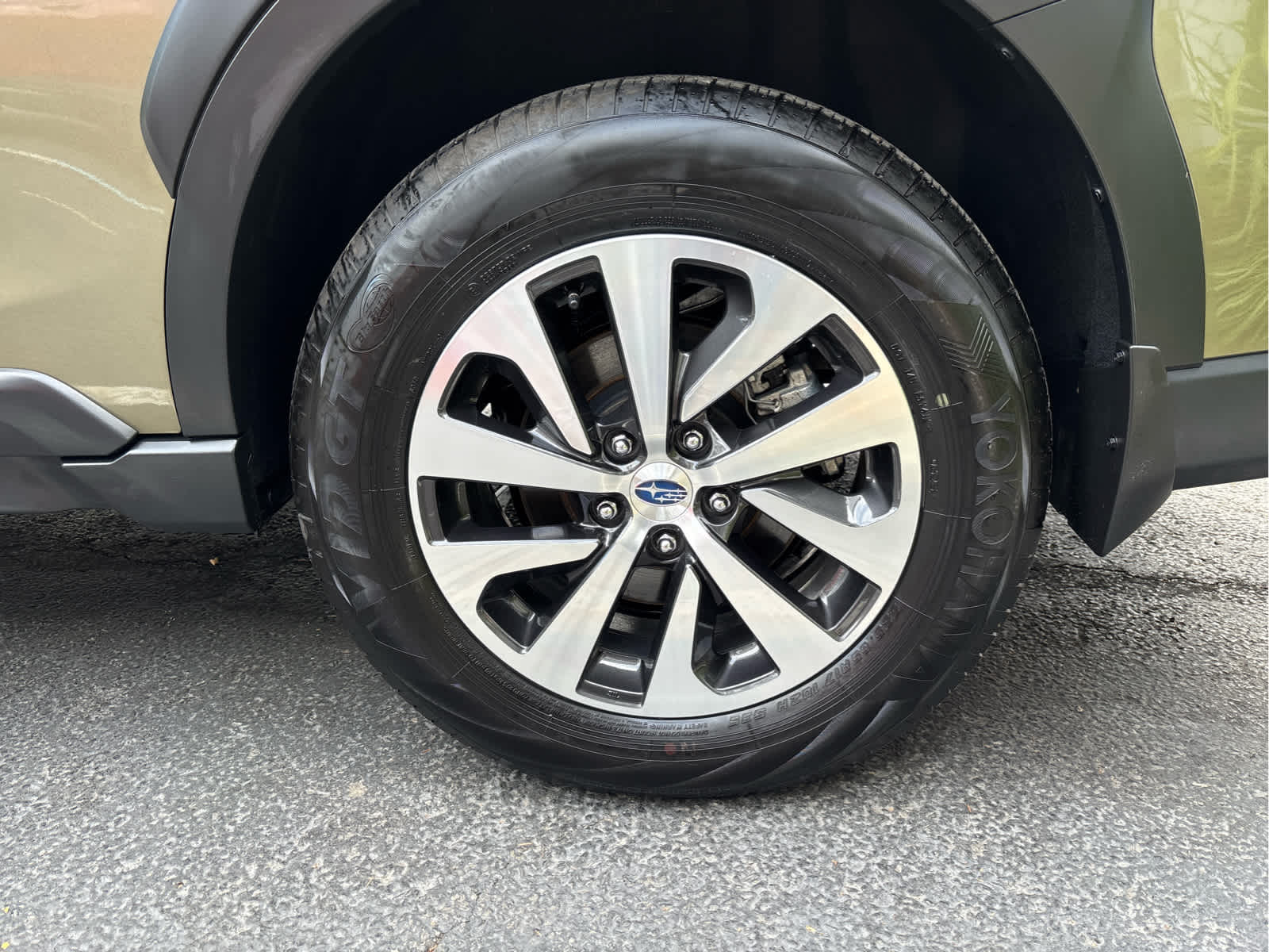 2025 Subaru Outback Premium