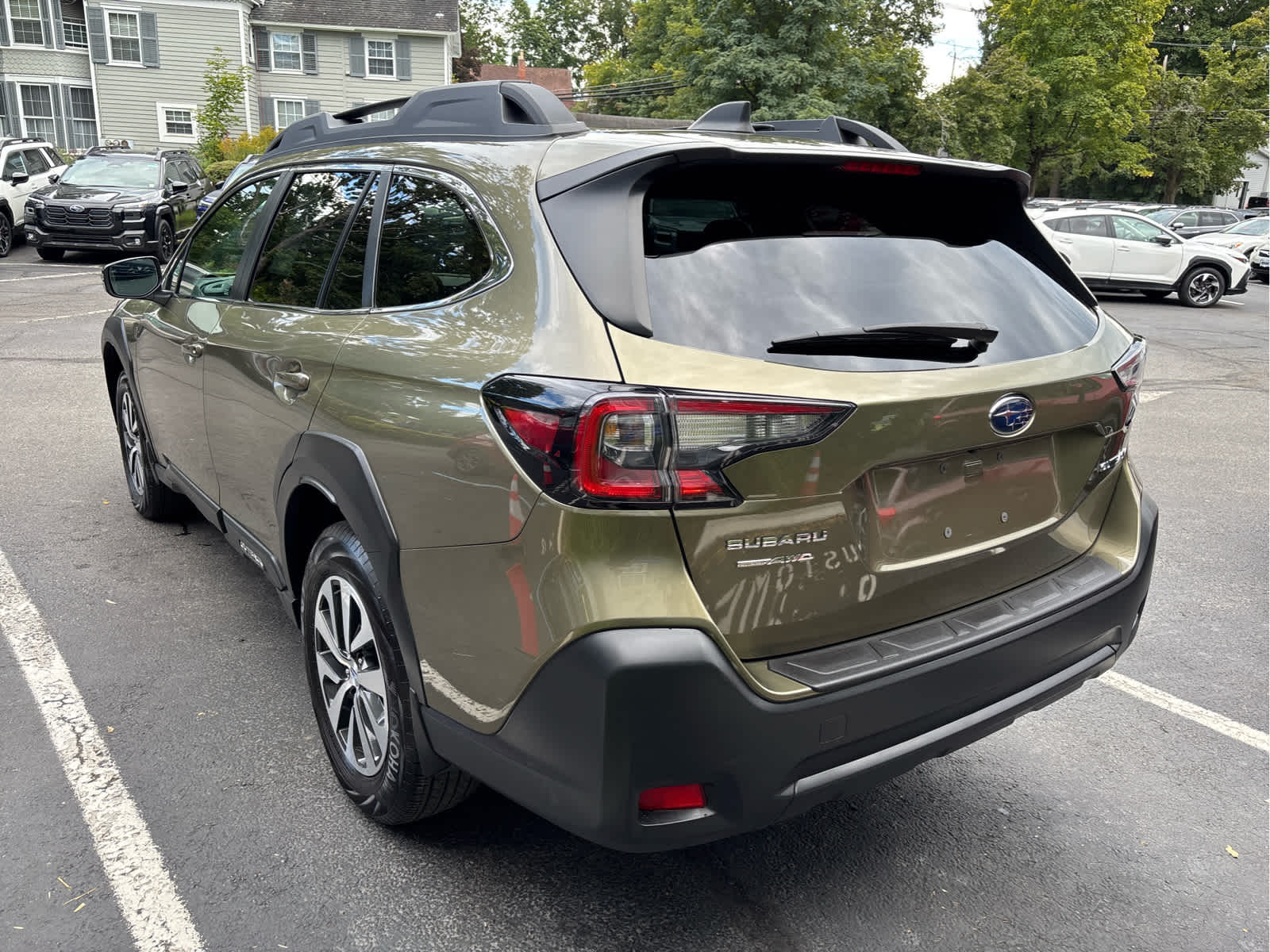 2025 Subaru Outback Premium