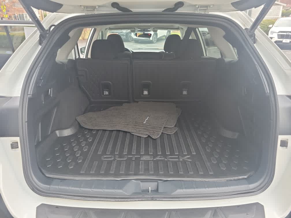 2022 Subaru Outback Premium