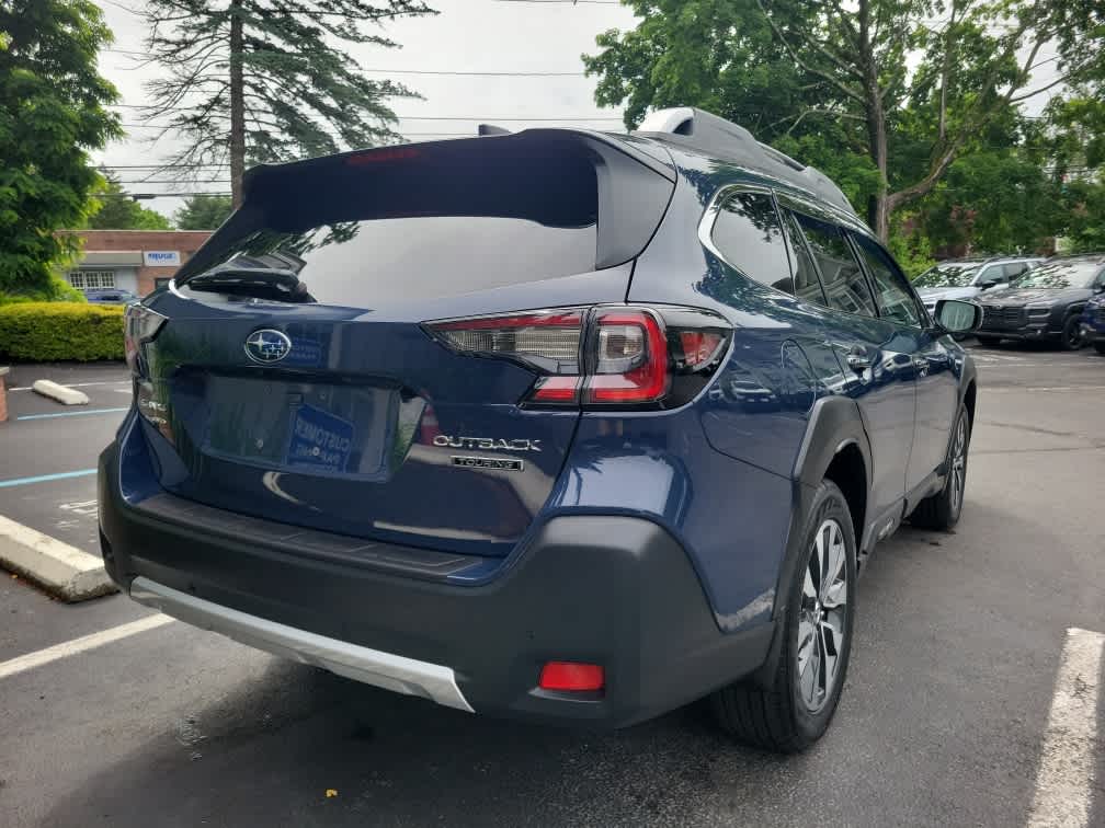 2024 Subaru Outback Touring