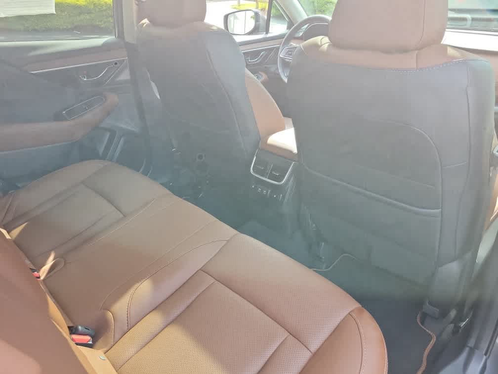 2022 Subaru Outback Touring XT