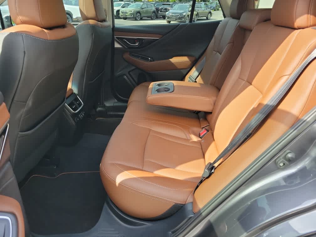 2022 Subaru Outback Touring XT