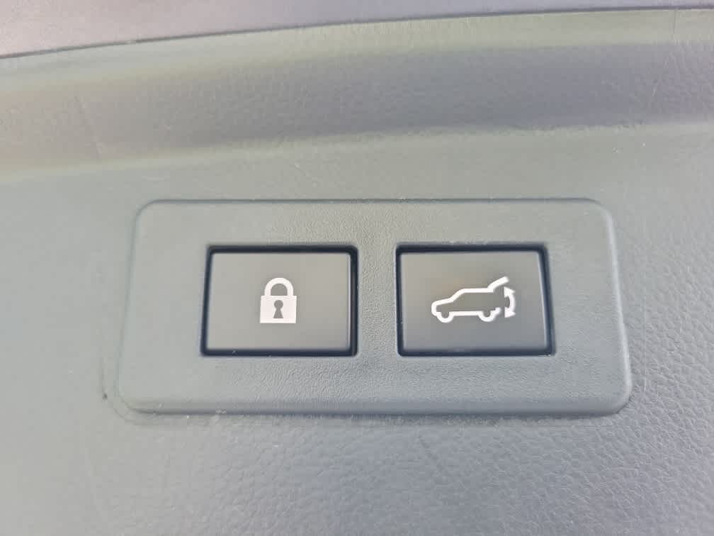 2022 Subaru Outback Touring XT