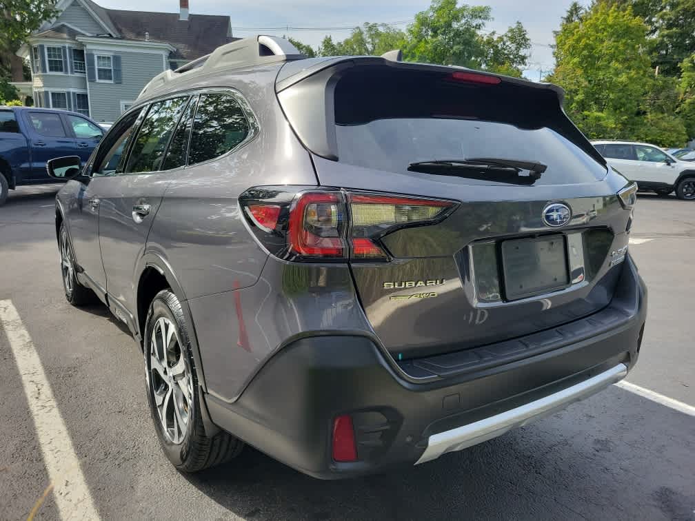 2022 Subaru Outback Touring XT