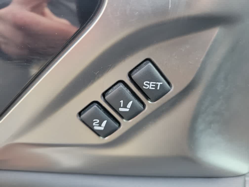 2022 Subaru Outback Touring XT