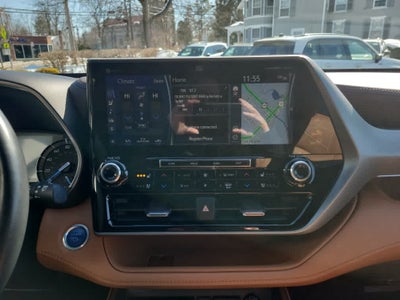 2021 Toyota Highlander Hybrid Platinum