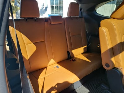 2021 Toyota Highlander Hybrid Platinum